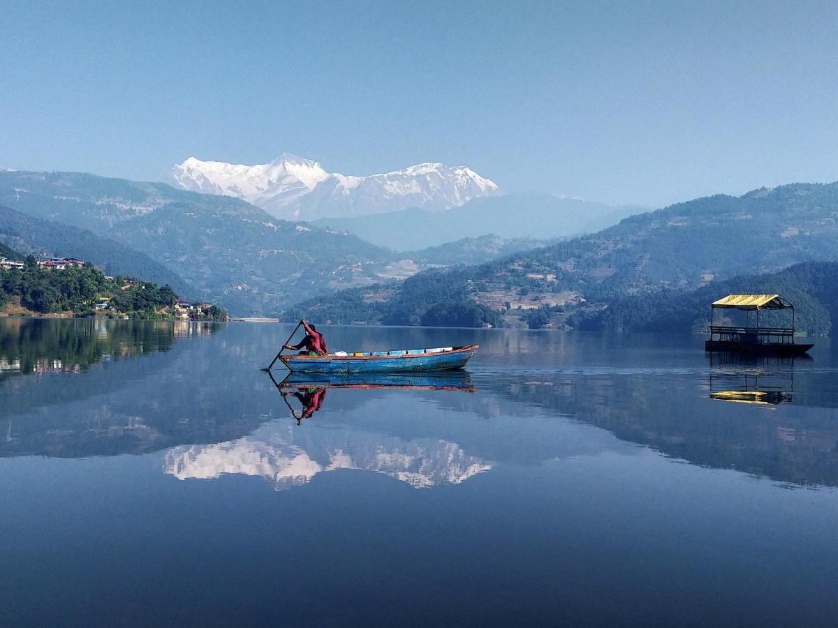 Pokhara Youth Hostel Buitenkant foto